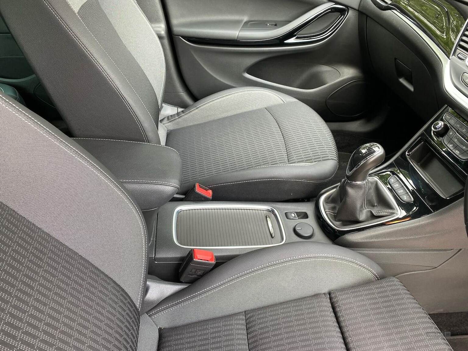 Jan 2022 Vauxhall Astra 1.2 Turbo 145 Griffin Edition 5Dr