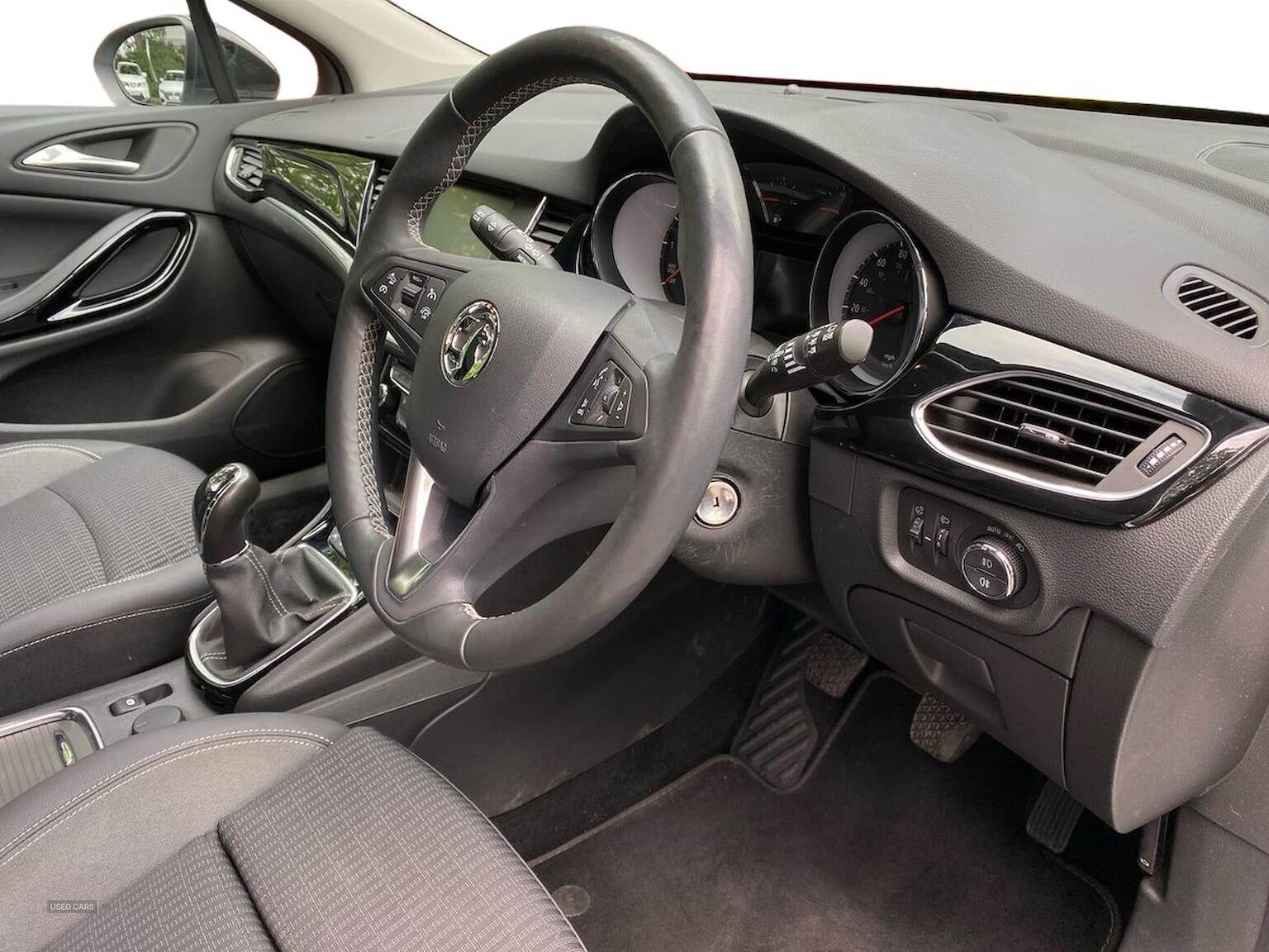 Jan 2022 Vauxhall Astra 1.2 Turbo 145 Griffin Edition 5Dr