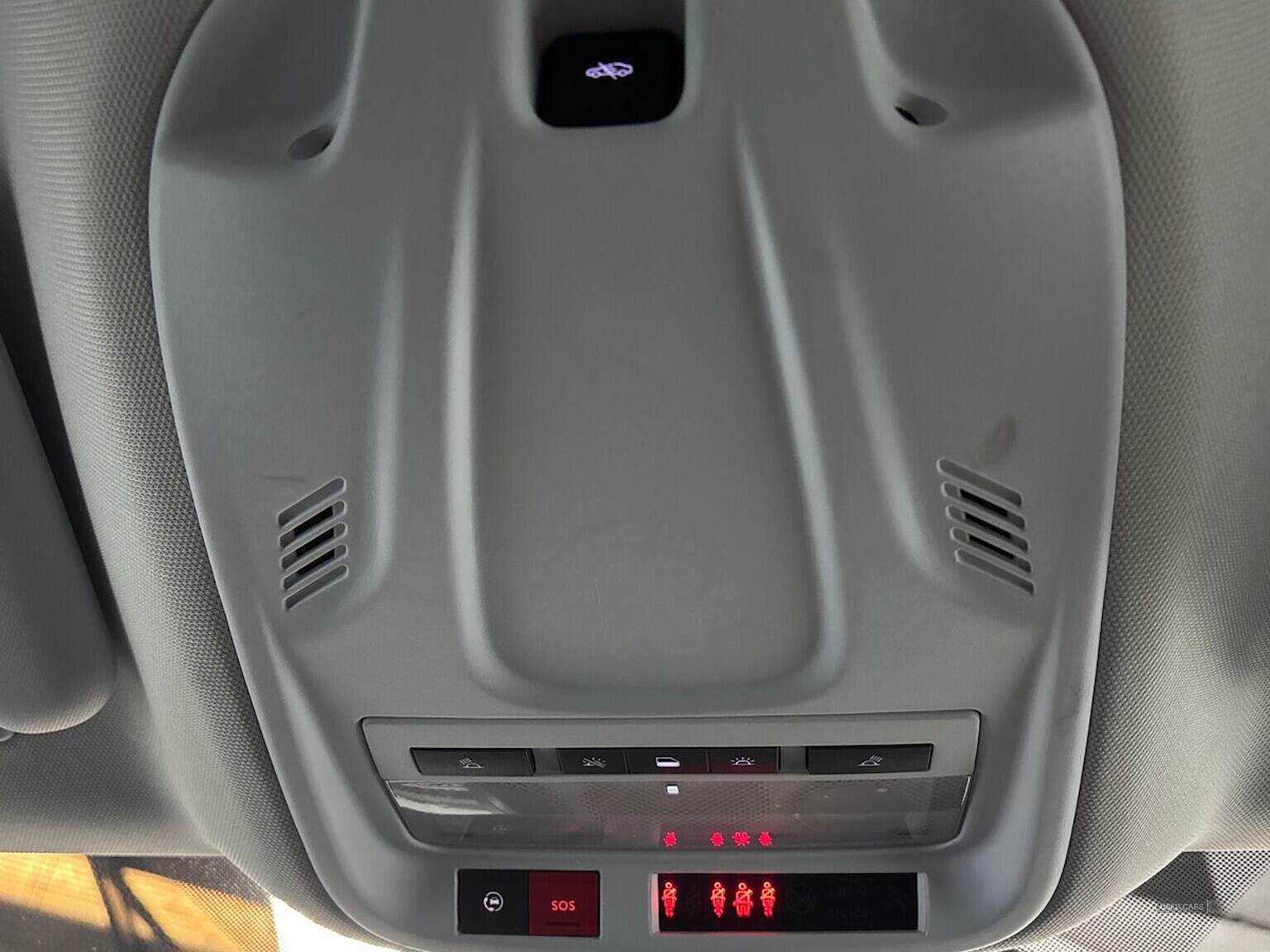 Nov 2019 Vauxhall Grandland X 1.2 Turbo Sri Nav 5Dr