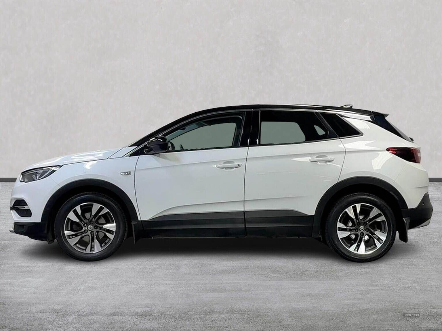Nov 2019 Vauxhall Grandland X 1.2 Turbo Sri Nav 5Dr
