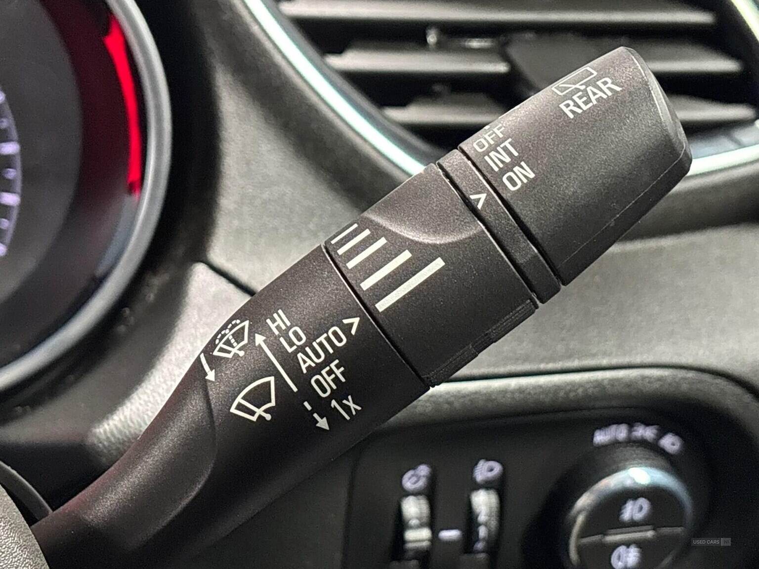 Nov 2019 Vauxhall Grandland X 1.2 Turbo Sri Nav 5Dr