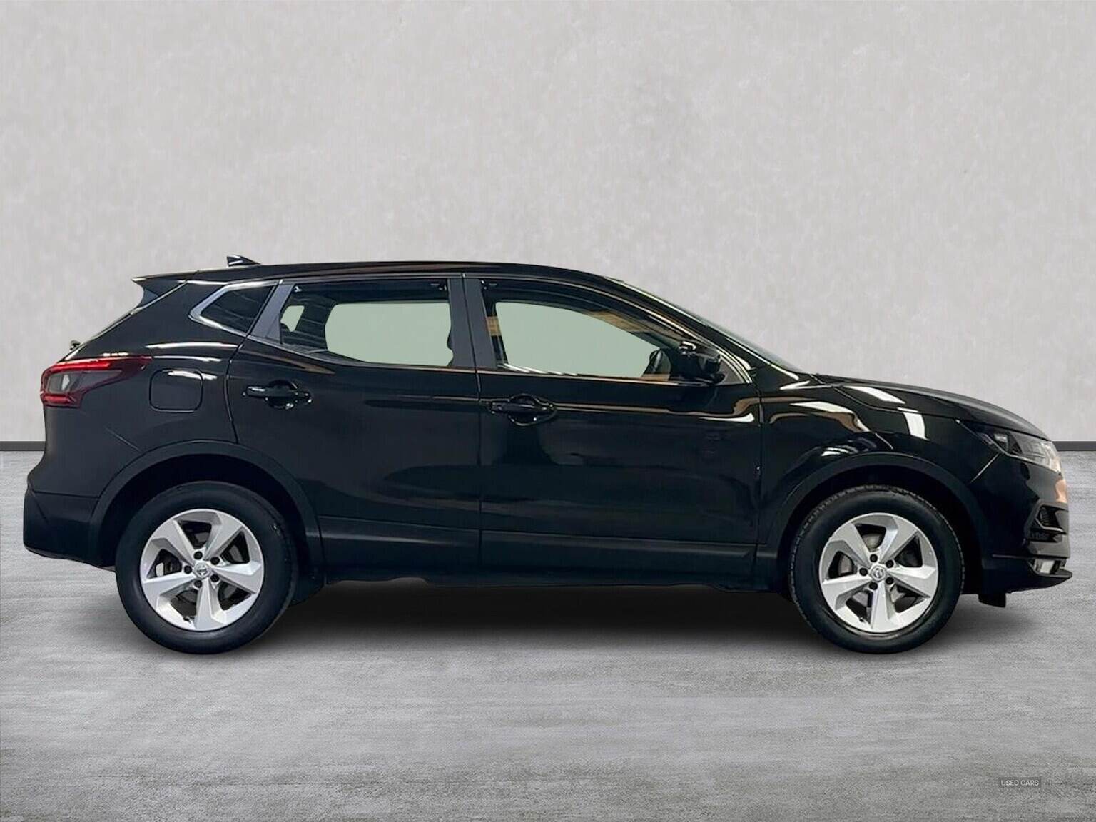Sep 2020 Nissan Qashqai 1.3 Dig-T Acenta Premium 5Dr