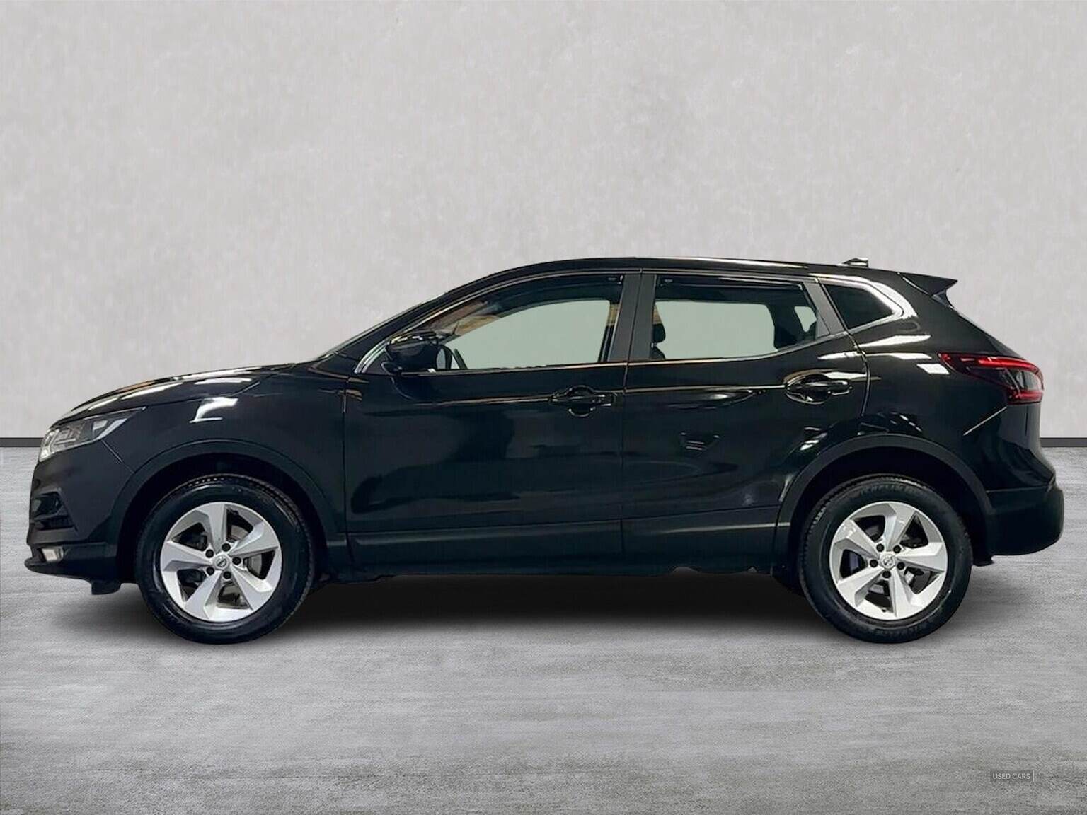 Sep 2020 Nissan Qashqai 1.3 Dig-T Acenta Premium 5Dr