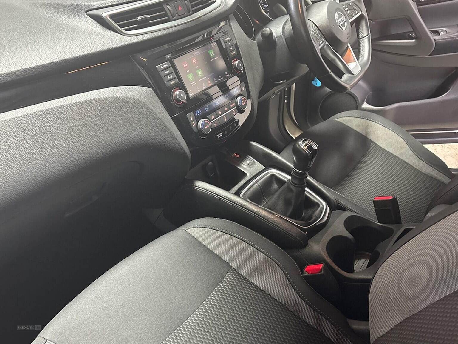 Mar 2020 Nissan Qashqai 1.3 Dig-T 160 Acenta Premium 5Dr