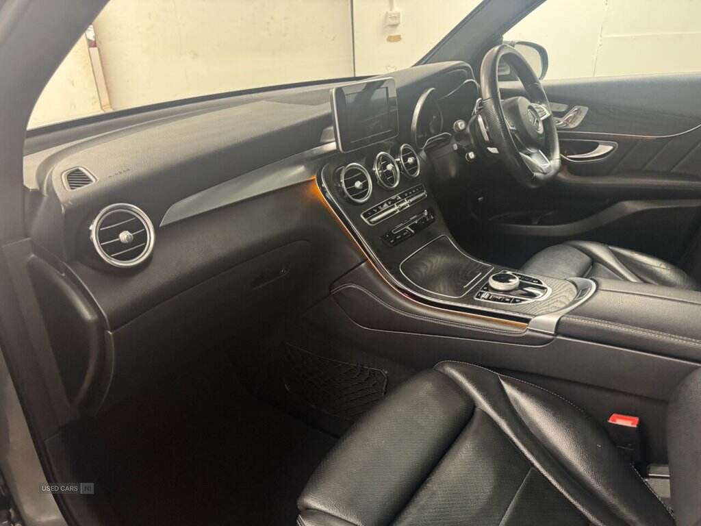 Mar 2018 Mercedes-Benz GLC GLC 220d 4Matic AMG Line Premium 5dr 9G-Tronic