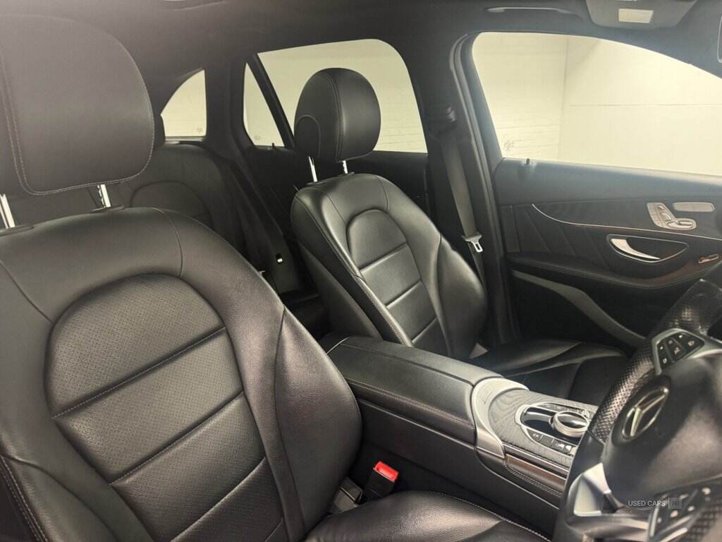 Mar 2018 Mercedes-Benz GLC GLC 220d 4Matic AMG Line Premium 5dr 9G-Tronic