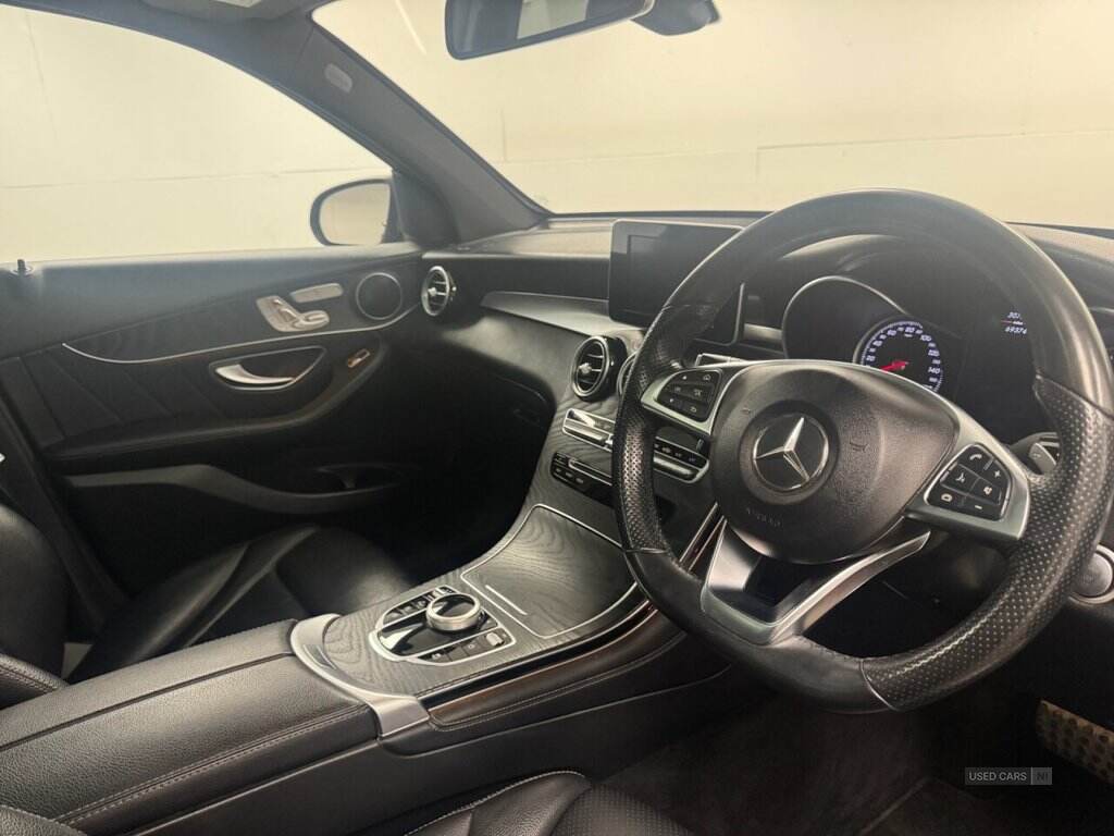 Mar 2018 Mercedes-Benz GLC GLC 220d 4Matic AMG Line Premium 5dr 9G-Tronic