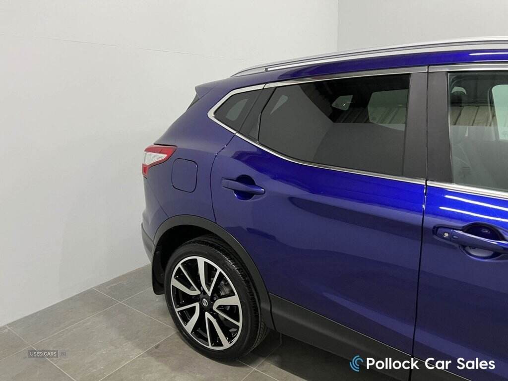 Apr 2015 Nissan Qashqai 1.5 dCi Tekna 5dr
