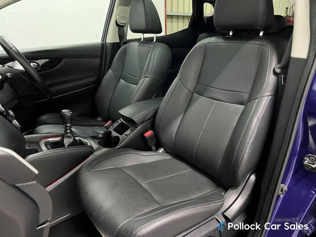 Apr 2015 Nissan Qashqai 1.5 dCi Tekna 5dr