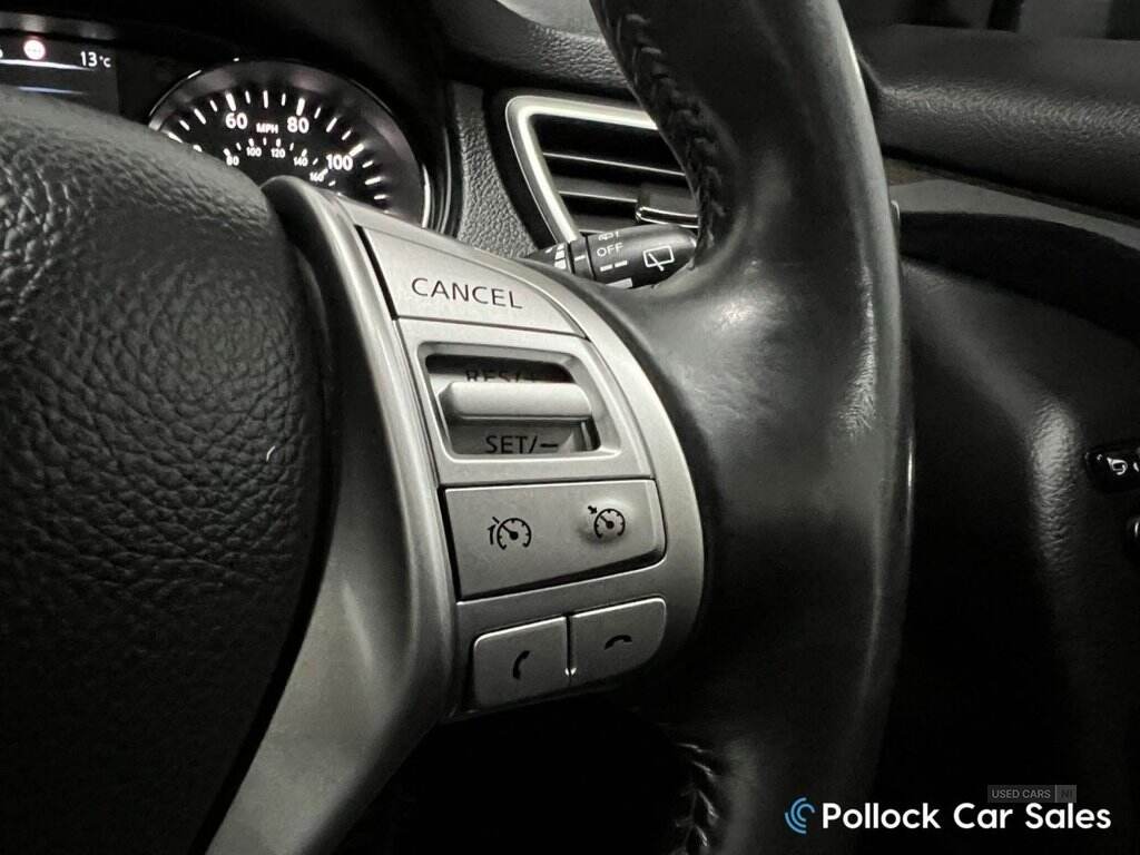 Apr 2015 Nissan Qashqai 1.5 dCi Tekna 5dr