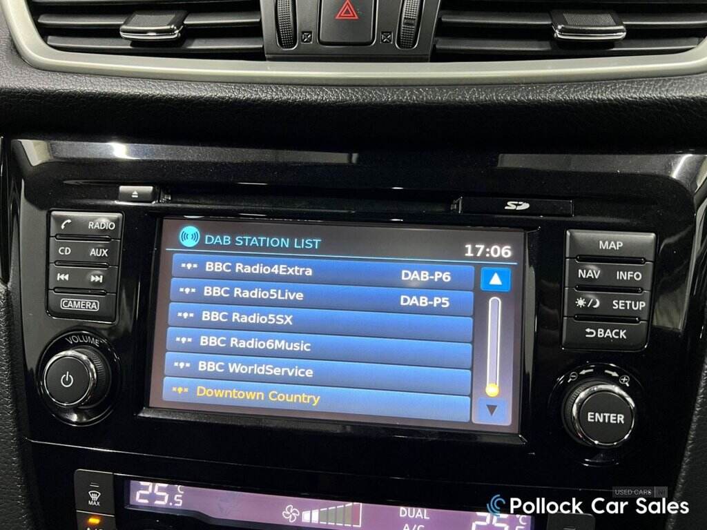 Apr 2015 Nissan Qashqai 1.5 dCi Tekna 5dr
