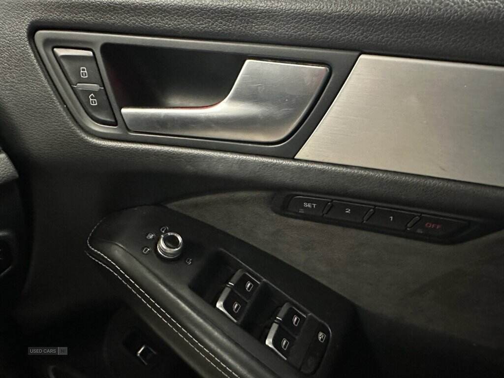 Nov 2016 Audi Q5 SQ5 Plus Quattro 5dr Tip Auto