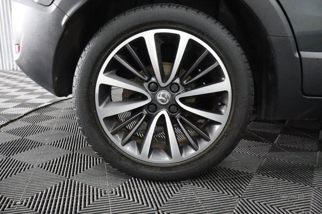 Nov 2017 Vauxhall Crossland X 1.6 Turbo D ecoTec Elite Nav 5dr [Start Stop]