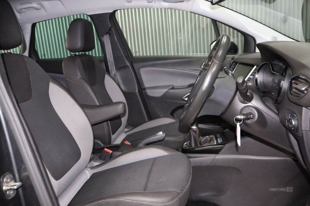 Nov 2017 Vauxhall Crossland X 1.6 Turbo D ecoTec Elite Nav 5dr [Start Stop]
