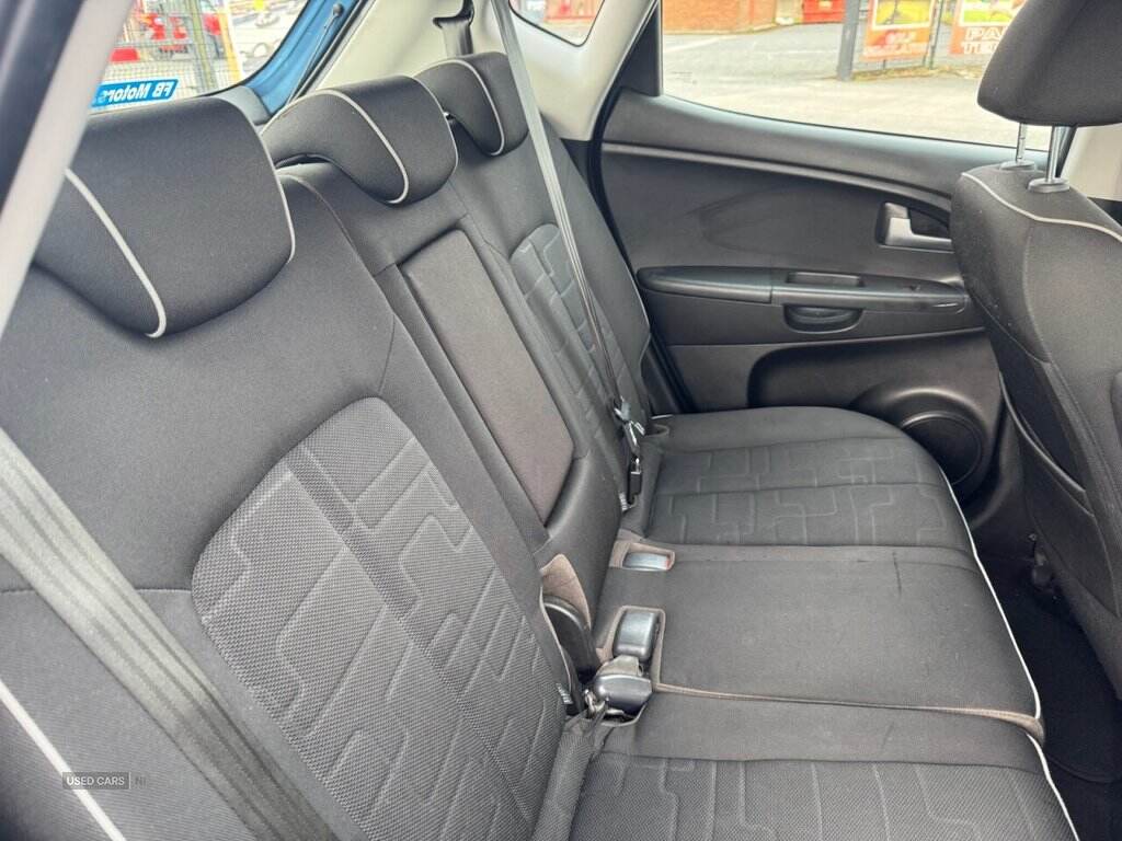 Aug 2013 Kia Venga 1.6 2 5dr Auto