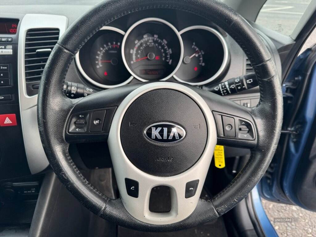 Aug 2013 Kia Venga 1.6 2 5dr Auto