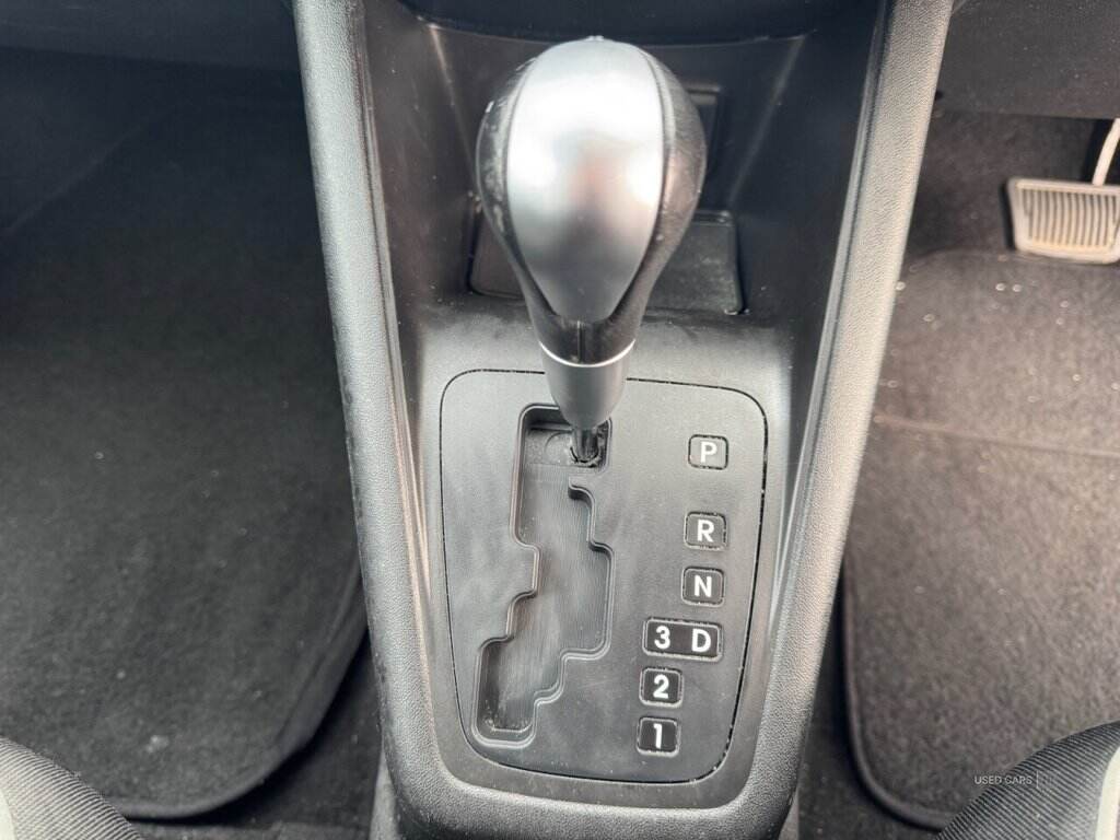 Aug 2013 Kia Venga 1.6 2 5dr Auto