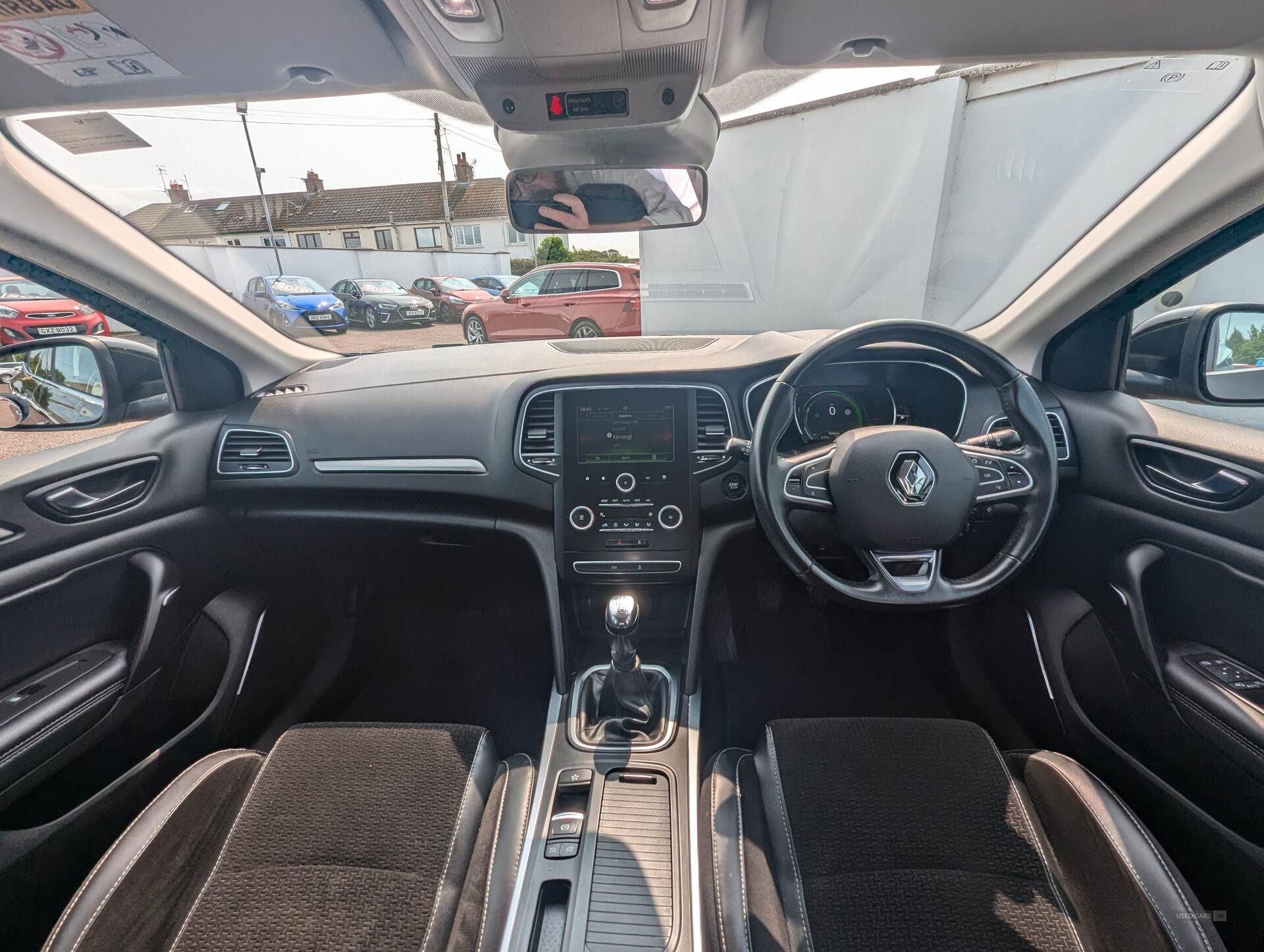Sep 2017 Renault Megane 1.2 TCE Dynamique Nav 5dr