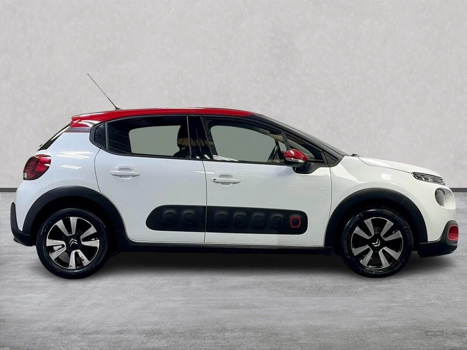 Mar 2017 Citroen C3 1.2 Puretech 82 Flair 5Dr