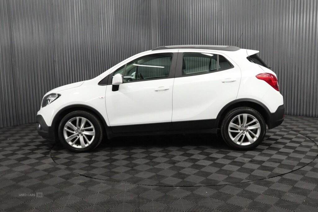Oct 2016 Vauxhall Mokka 1.6i Exclusiv 5dr