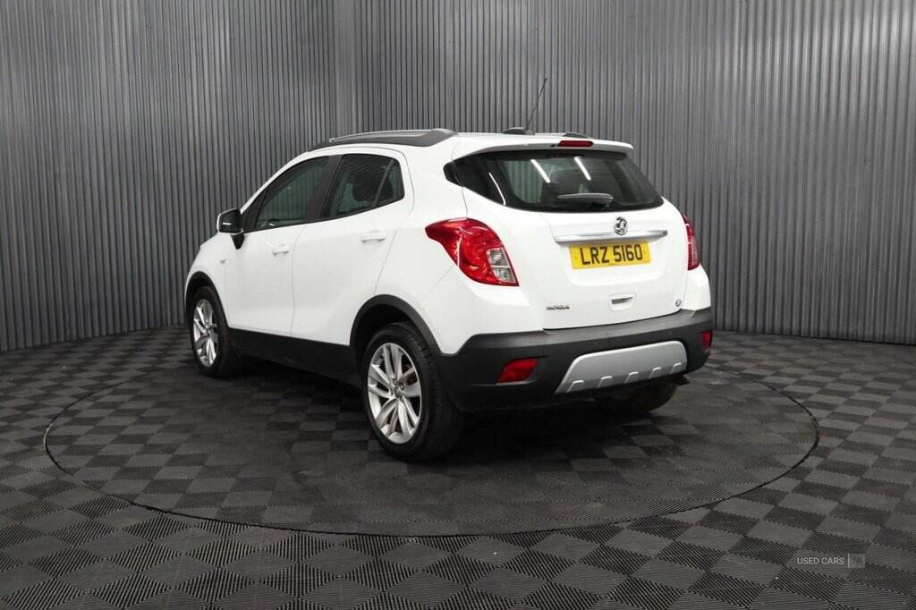 Oct 2016 Vauxhall Mokka 1.6i Exclusiv 5dr