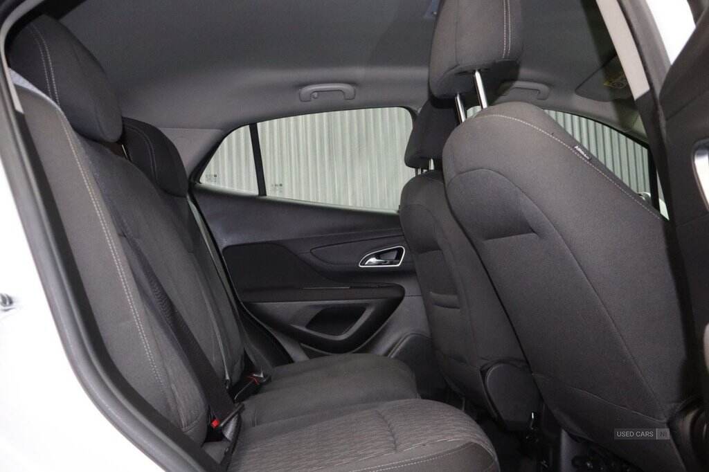 Oct 2016 Vauxhall Mokka 1.6i Exclusiv 5dr