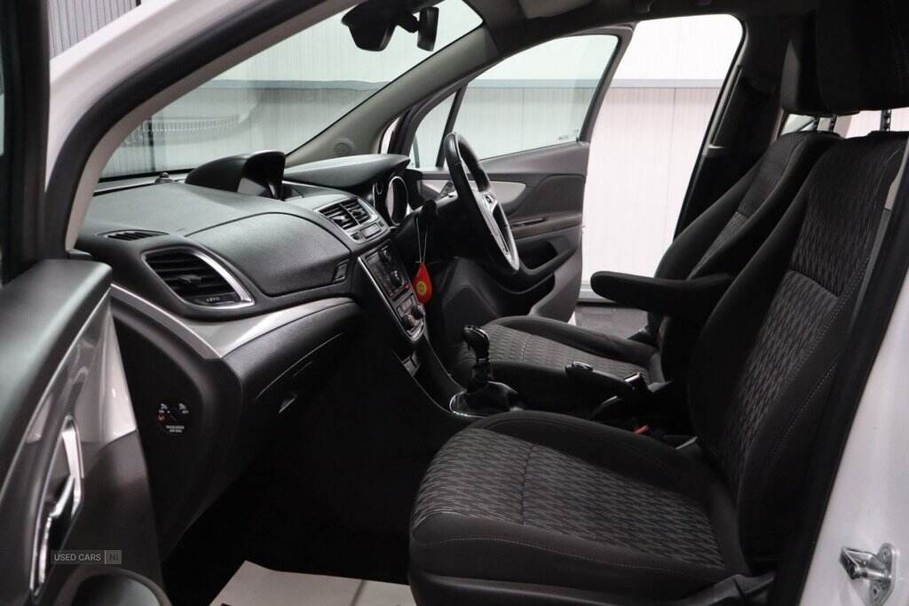 Oct 2016 Vauxhall Mokka 1.6i Exclusiv 5dr