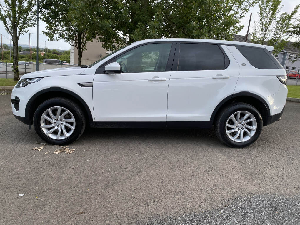 Dec 2017 Land Rover Discovery Sport 2.0 TD4 180 SE 5dr