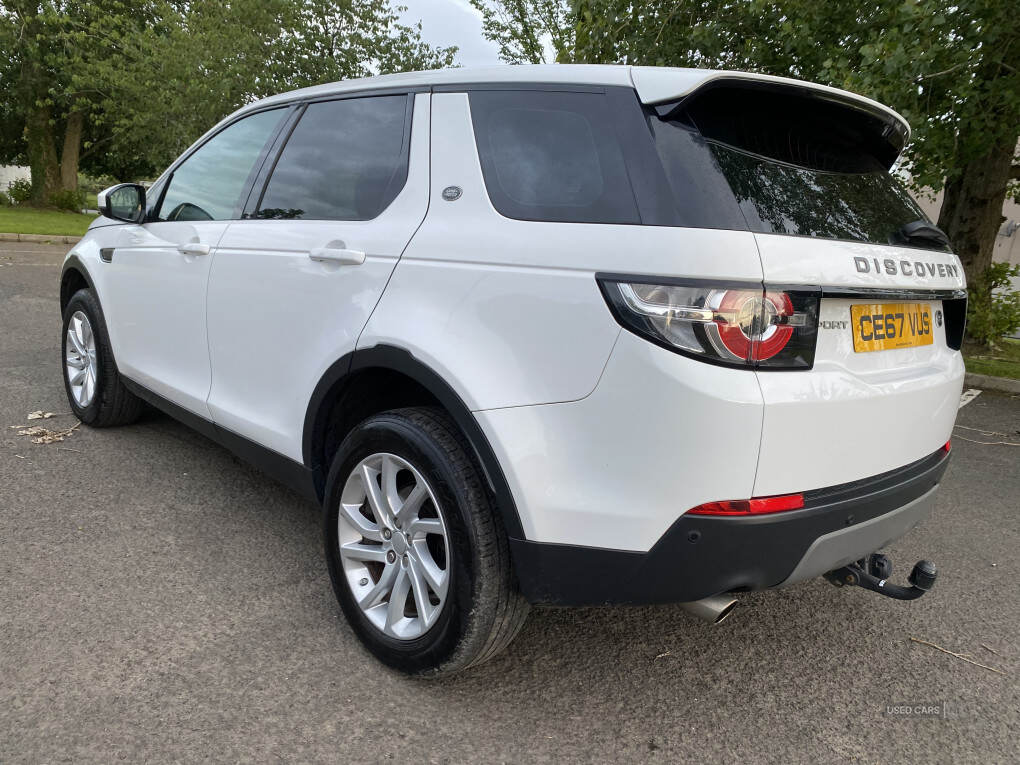 Dec 2017 Land Rover Discovery Sport 2.0 TD4 180 SE 5dr