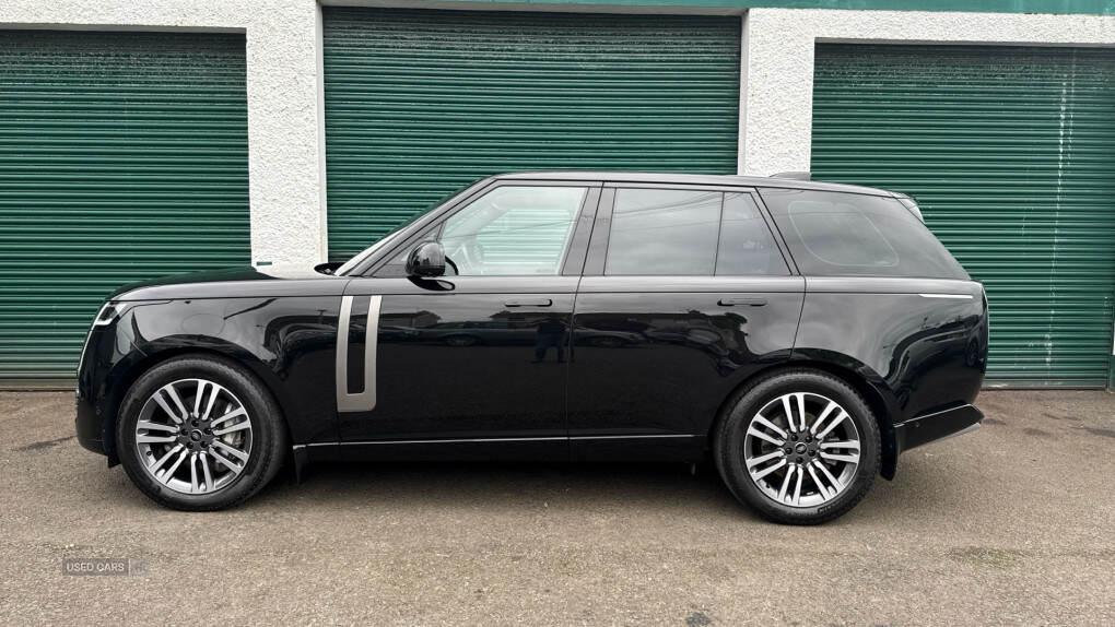 Jul 2022 Land Rover Range Rover 3.0 D300 SE 4dr Auto