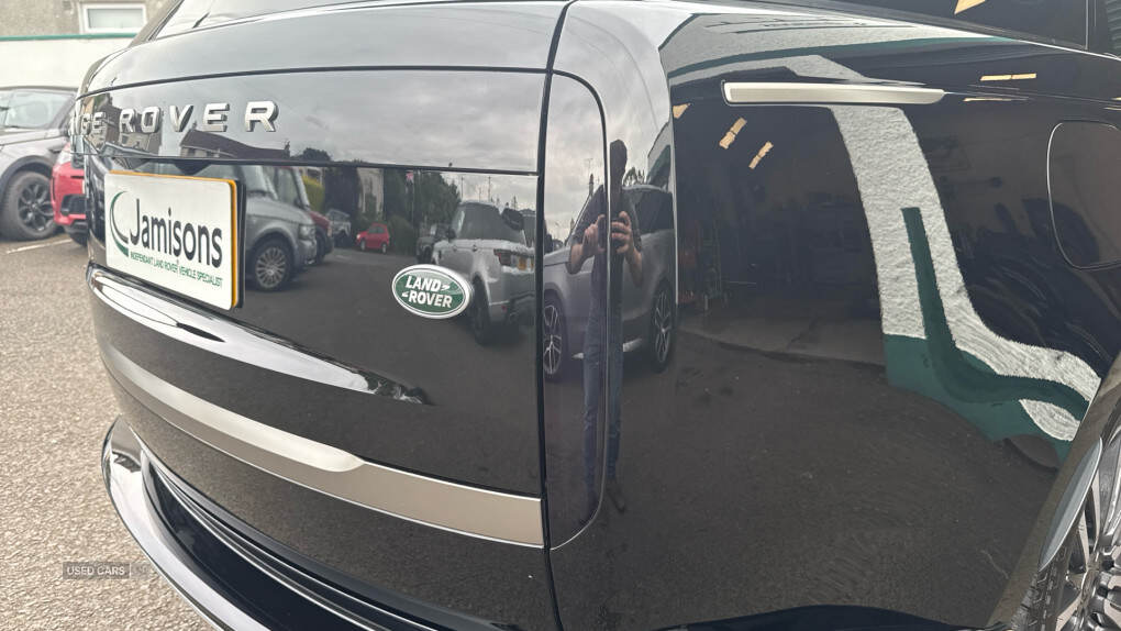 Jul 2022 Land Rover Range Rover 3.0 D300 SE 4dr Auto
