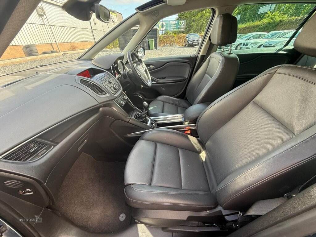 May 2012 Vauxhall Zafira Tourer 2.0 CDTi [165] Elite 5dr
