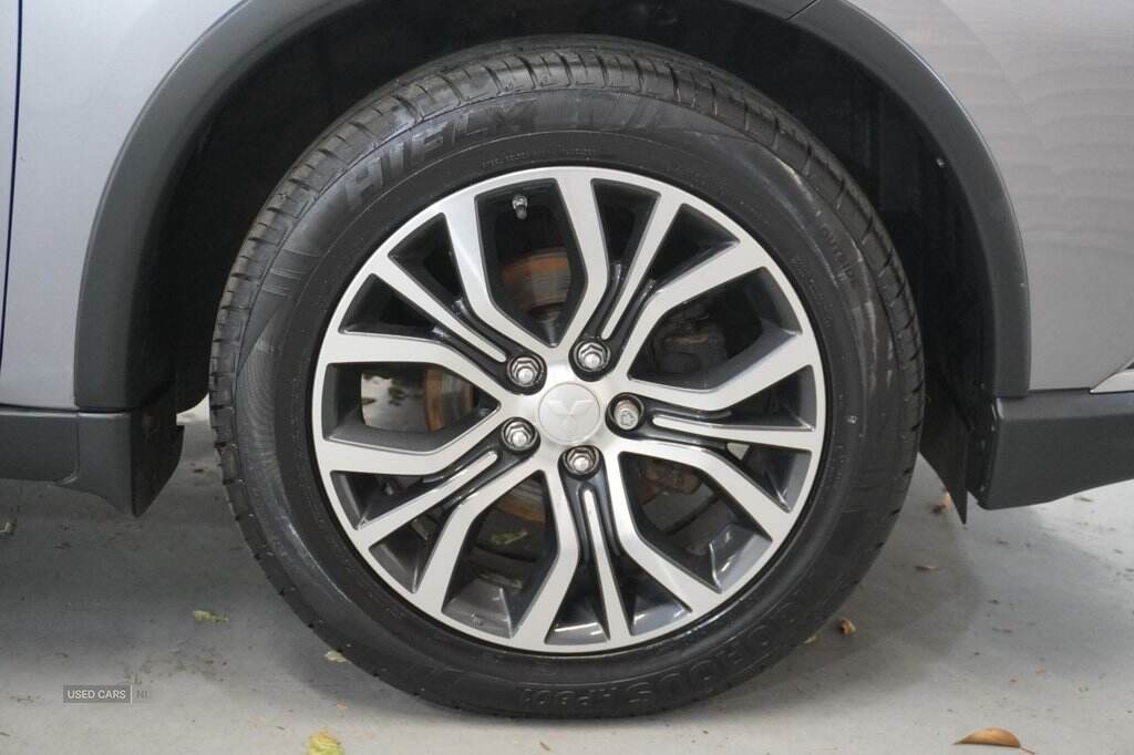Sep 2018 Mitsubishi Outlander 2.2 DI-D 4 5dr