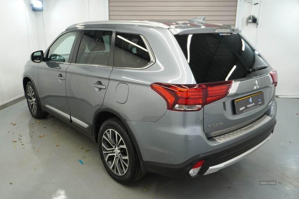 Sep 2018 Mitsubishi Outlander 2.2 DI-D 4 5dr