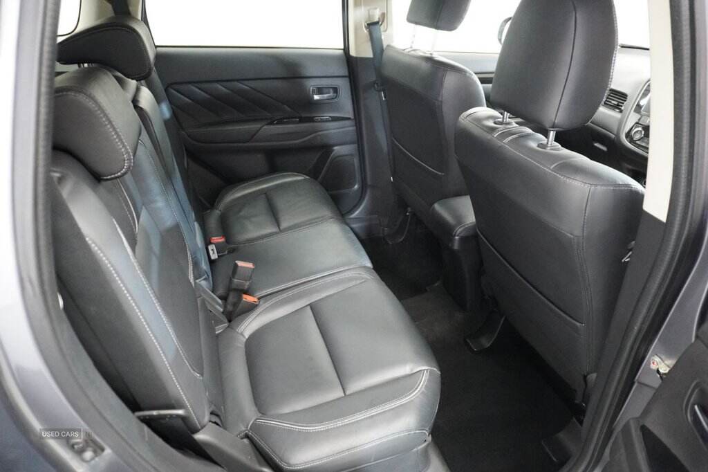 Sep 2018 Mitsubishi Outlander 2.2 DI-D 4 5dr