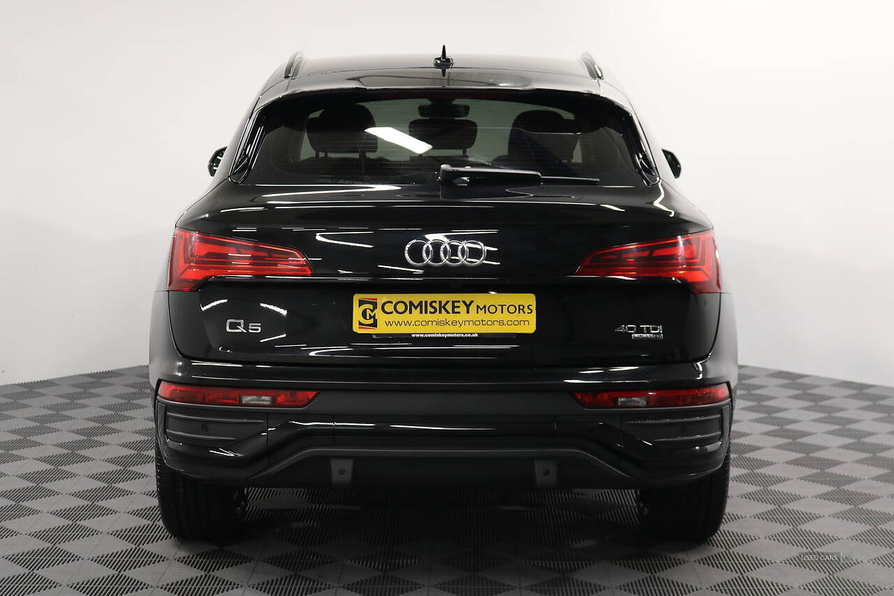 Oct 2021 Audi Q5 40 TDI Quattro Sport 5dr S Tronic