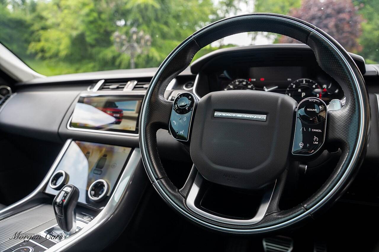 May 2019 Land Rover Range Rover Sport 3.0 SDV6 HSE Dynamic 5dr Auto [7 Seat]