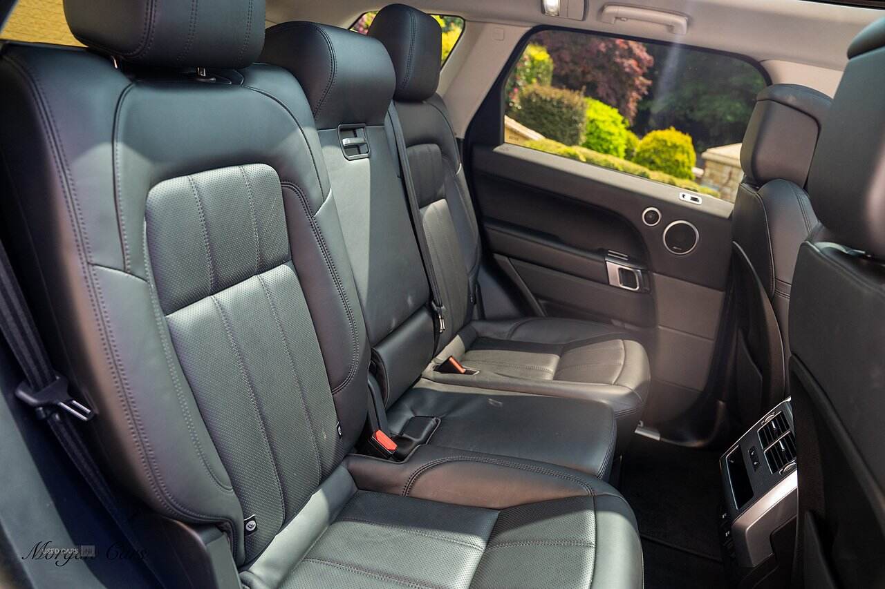 May 2019 Land Rover Range Rover Sport 3.0 SDV6 HSE Dynamic 5dr Auto [7 Seat]