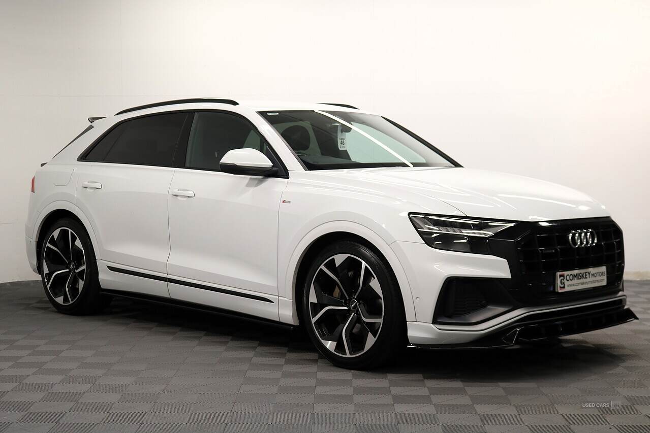 Oct 2020 Audi Q8 50 TDI Quattro S Line 5dr Tiptronic [Leather]