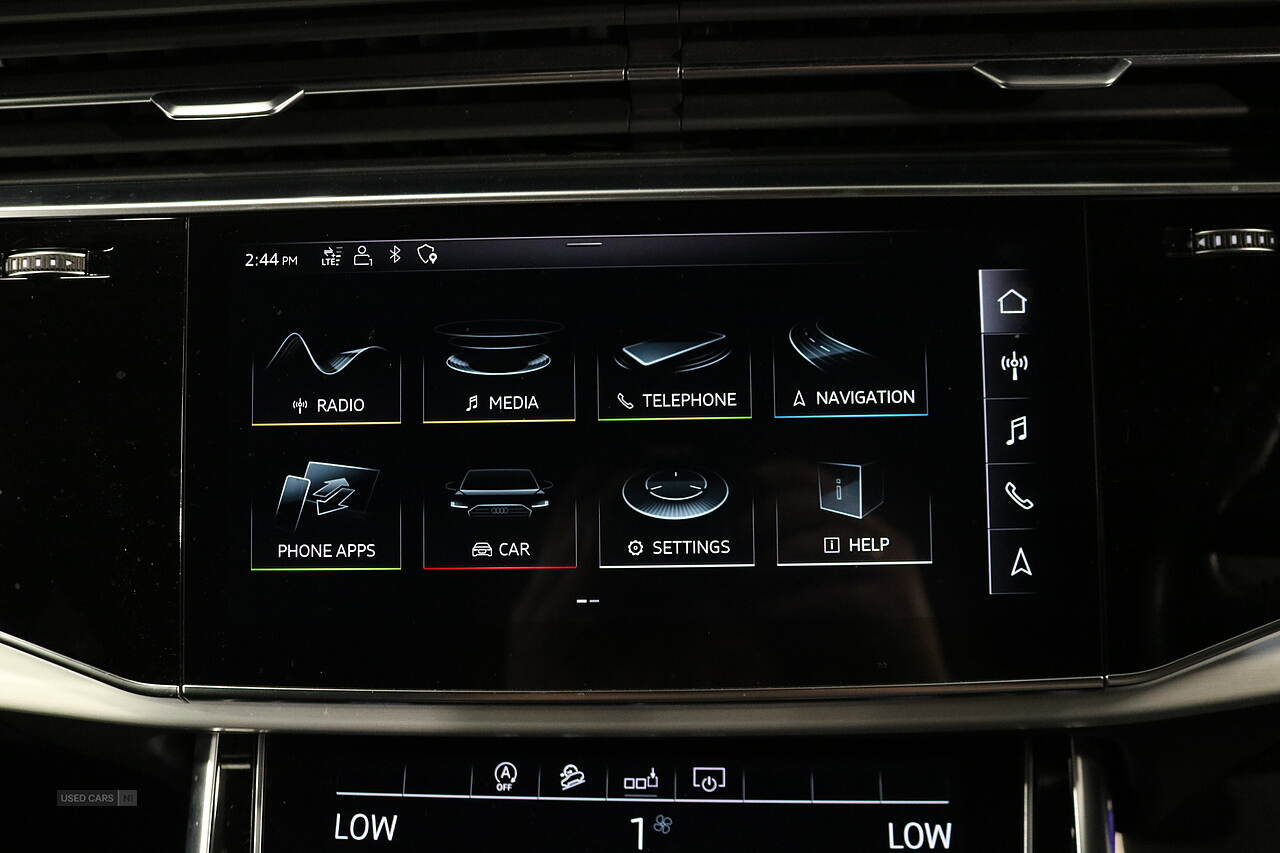 Oct 2020 Audi Q8 50 TDI Quattro S Line 5dr Tiptronic [Leather]