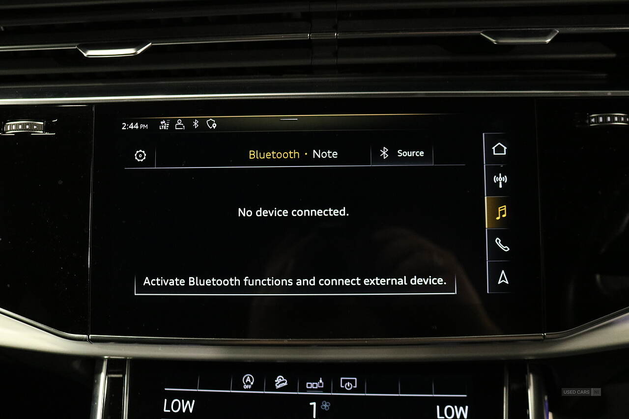 Oct 2020 Audi Q8 50 TDI Quattro S Line 5dr Tiptronic [Leather]