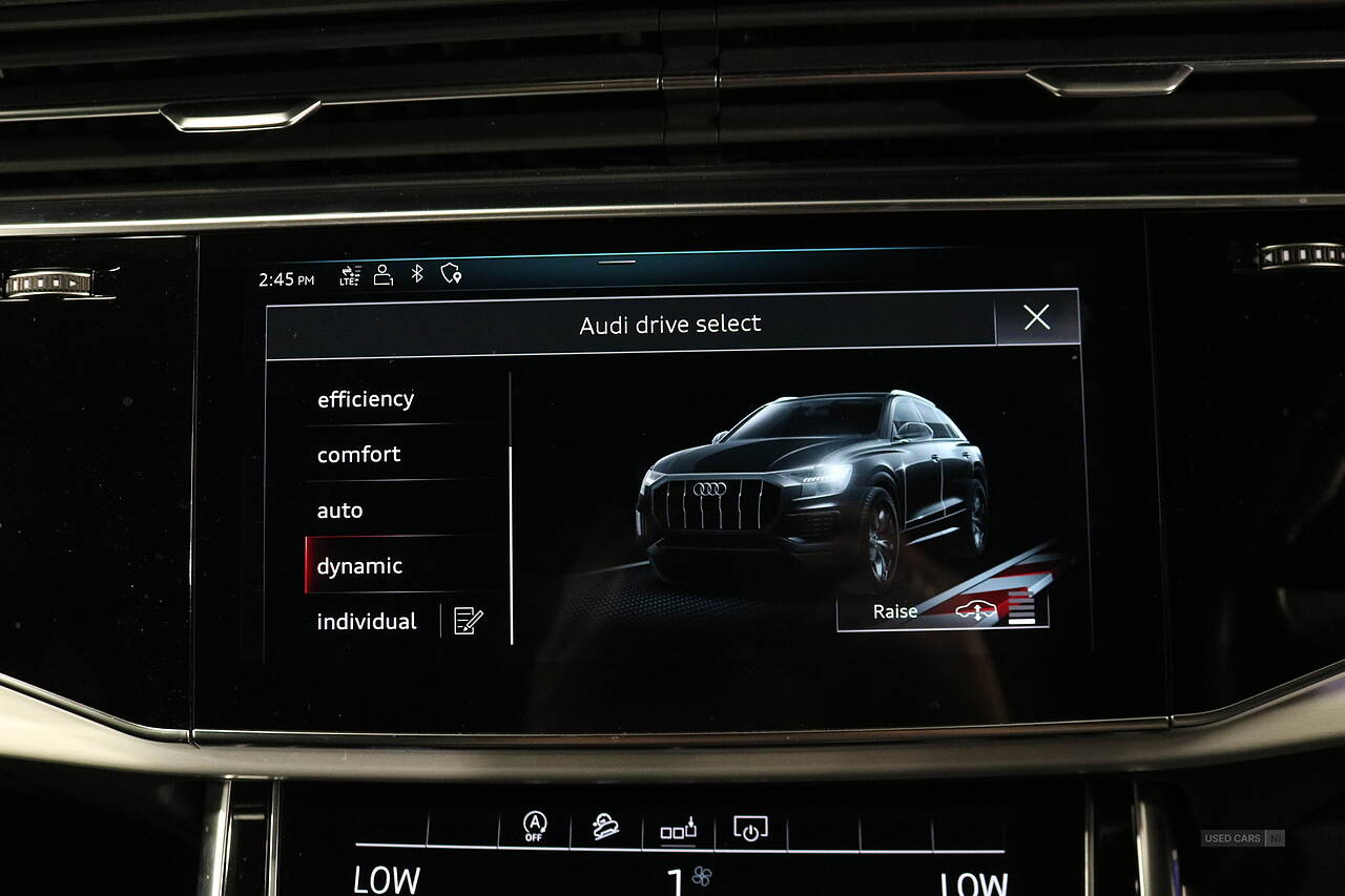 Oct 2020 Audi Q8 50 TDI Quattro S Line 5dr Tiptronic [Leather]