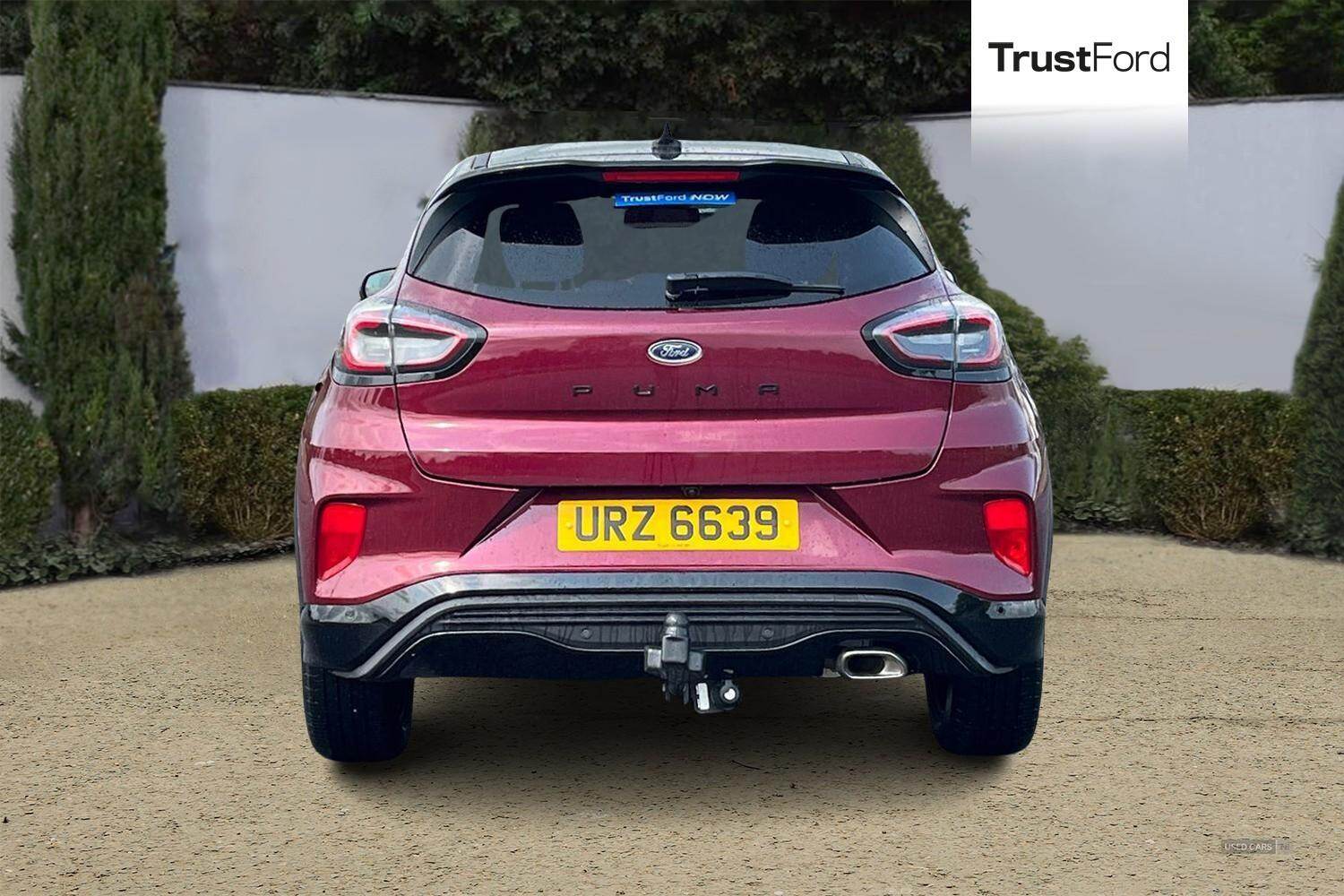 Apr 2023 Ford Puma 1.0 EcoBoost Vivid Ruby Edition 5dr DCT