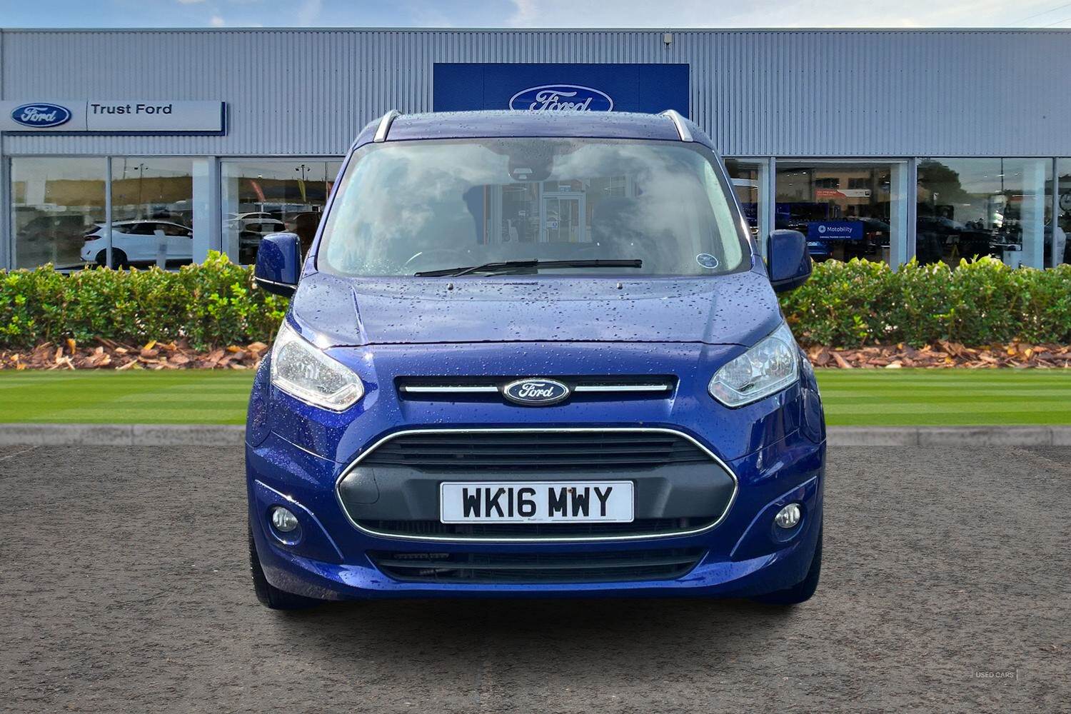 Mar 2016 Ford Tourneo Connect 1.5 TDCi 120 Titanium 5dr Powershift