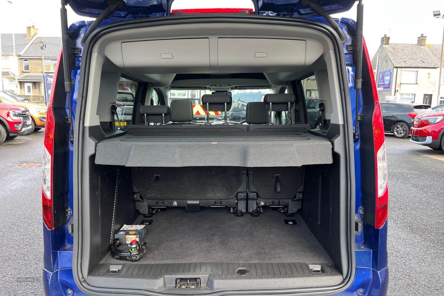 Mar 2016 Ford Tourneo Connect 1.5 TDCi 120 Titanium 5dr Powershift