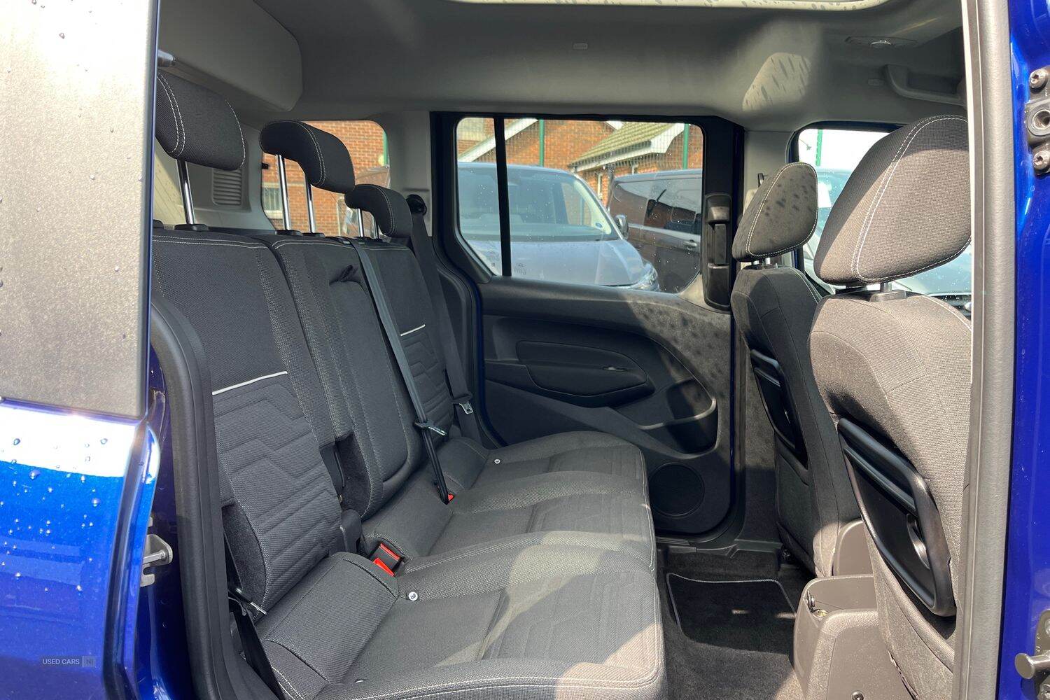 Mar 2016 Ford Tourneo Connect 1.5 TDCi 120 Titanium 5dr Powershift