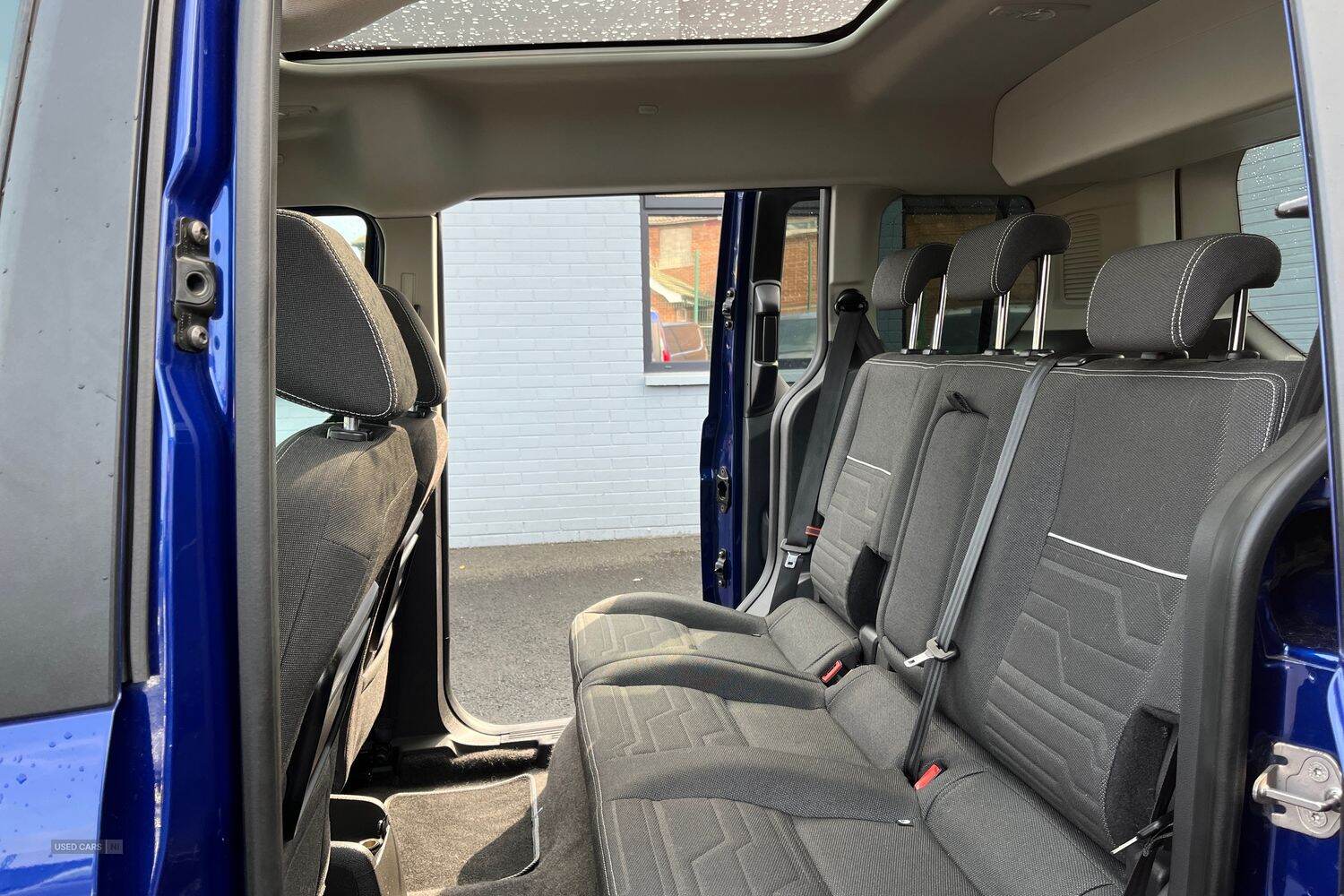 Mar 2016 Ford Tourneo Connect 1.5 TDCi 120 Titanium 5dr Powershift