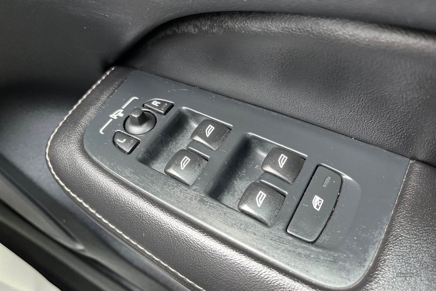 Nov 2019 Volvo V60 2.0 D4 [190] Inscription Plus 5dr Auto