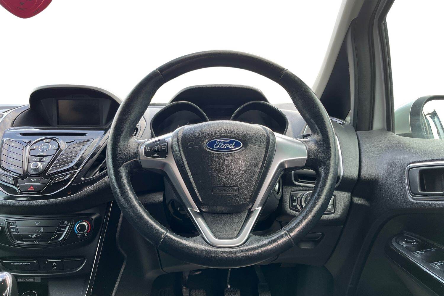 Jun 2017 Ford B-Max 1.0 EcoBoost 125 Zetec Navigator 5dr