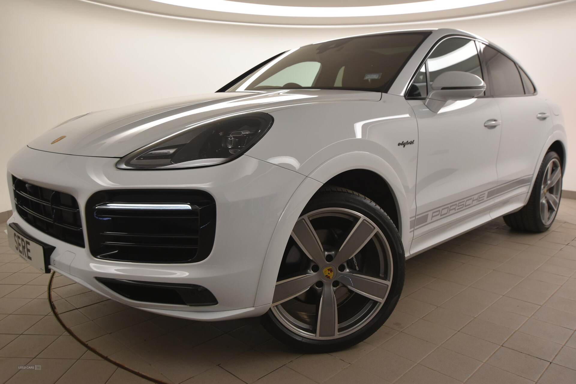  2023 Porsche Cayenne E-Hybrid Platinum Edition 5dr Tiptronic S